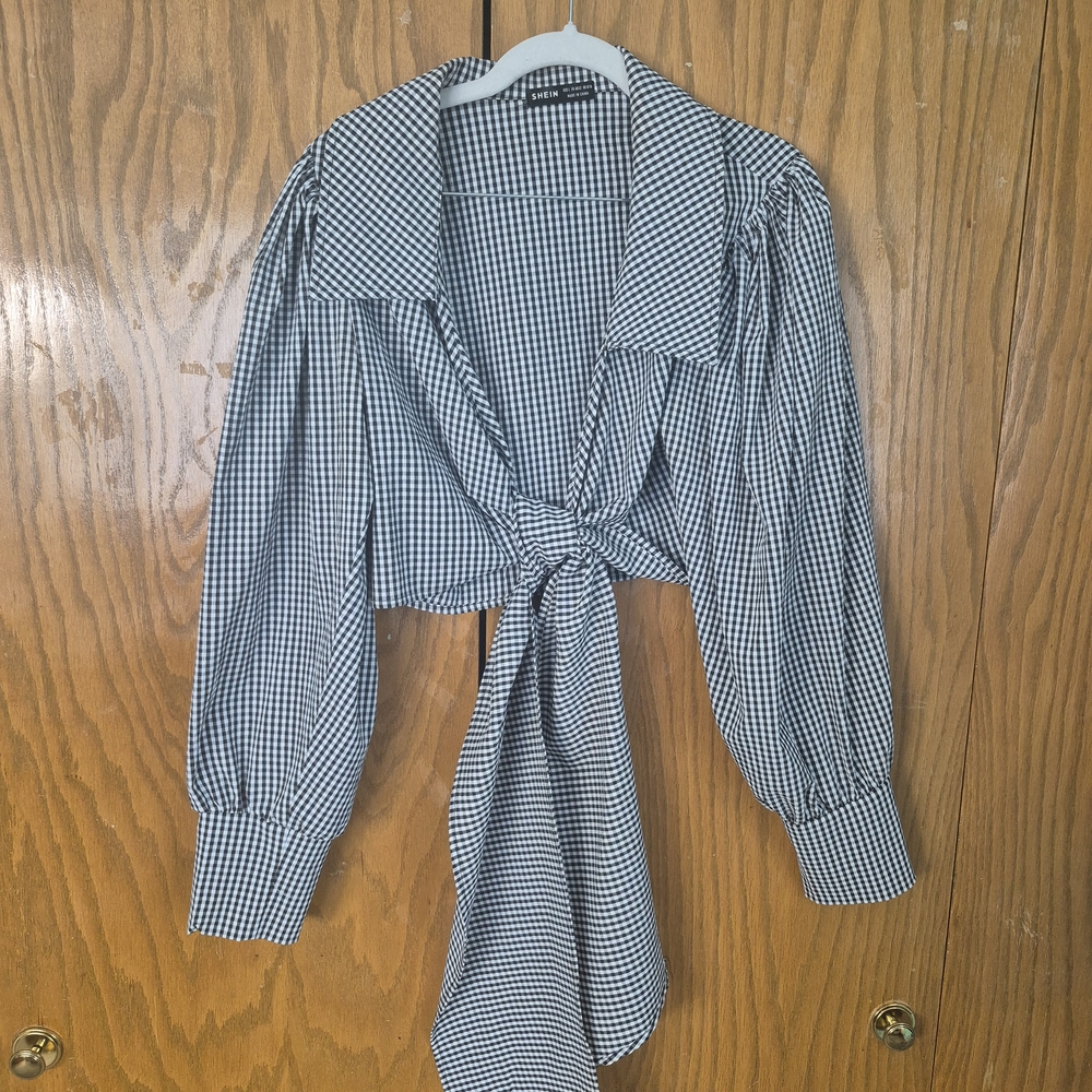 SHEIN Monochrome Checkered Tie-Front Blouse